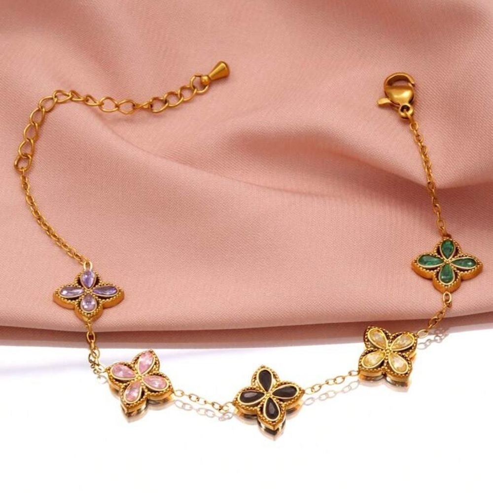 Gold Plated Stainless Steel Multi-Color Clover Bracelet - Picture 2 of 3
